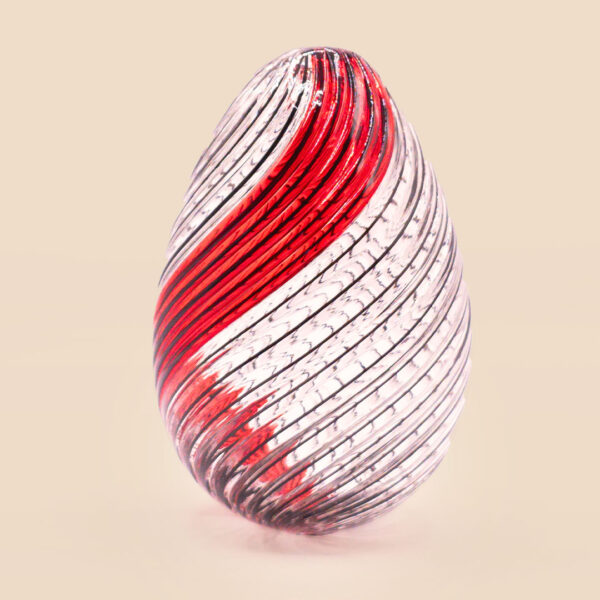 Œuf avec une bande rouge édition  Plaza Athénée